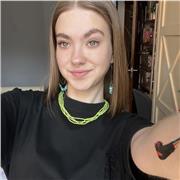 Estudiante comprometida, paciente y responsable; enseño lengua a niños.